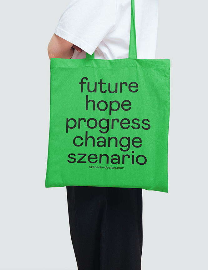 SZ Tasche shared space in use 01b